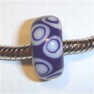 Cobalt blue with white-cobalt-white spots