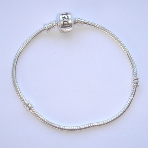 Zilveren armband Ø 3 mm lengte 21,6 cm