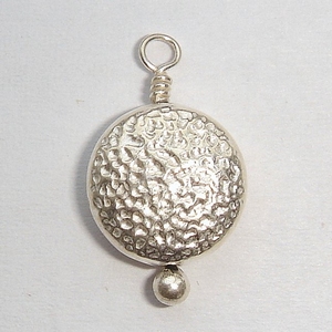 Sterling silver pendant round, flat and hammered