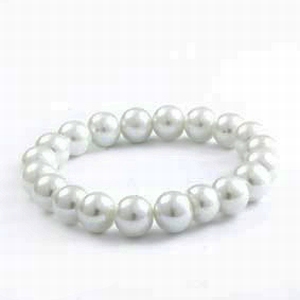 Pearl bracelet white