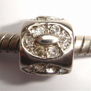 Barrel with ovals of 6 zirconia's