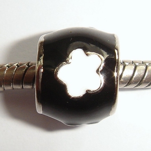 Enamel black with 3 white flowers