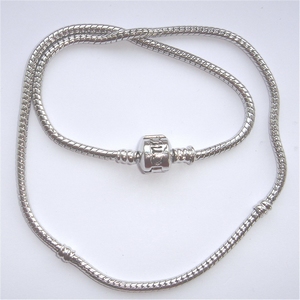 Necklace 42 cm (17.7 inch),  clip