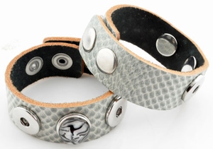 Leather bracelet grey snake print, wrist 17.5-19.5-21,5 cm