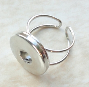 Adjustable ring for 18 mm poppers/buttons/snaps