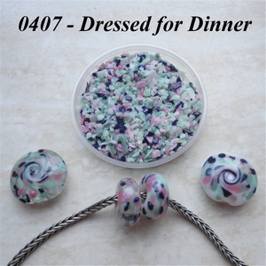 FrMx0407 - Dressed for Dinner