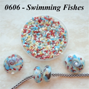 FrMx0606 - Swimming Fishes