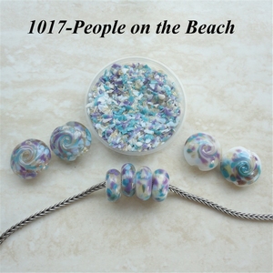 FrMx1017 - People on the Beach
