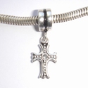 Pendant cross with zirconia 