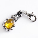 Rabbit with amber zirconia 