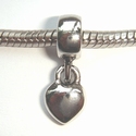 Pendant with heart 
