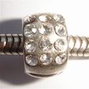 Clip with 24 white zirconia's 