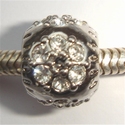 Round with 4 zirconia flowers 