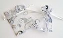 Organza bag white with silver hearts 